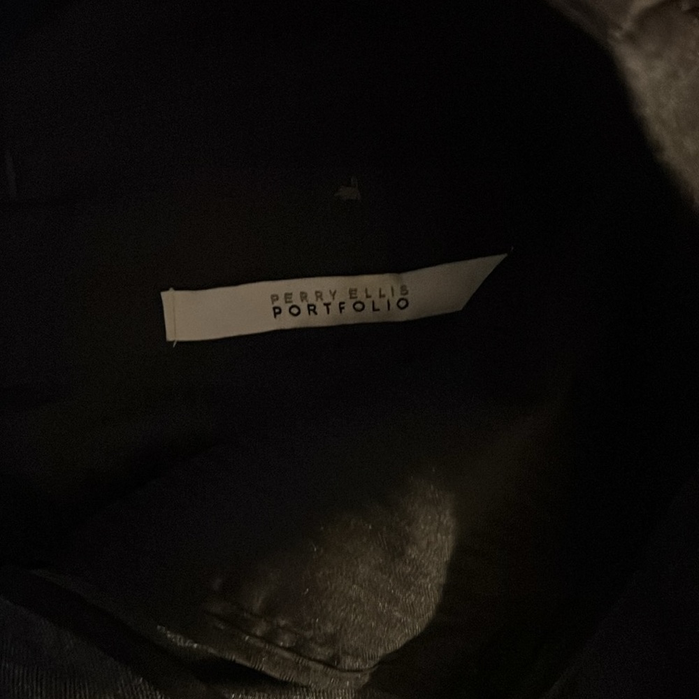Perry Ellis - Picture 2 of 3